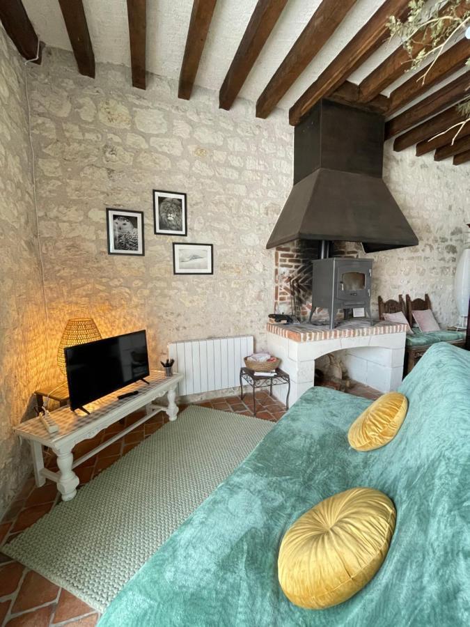 Le Relais, La Dormance, Le Bois Dormant Hotel Châteauvieux Buitenkant foto