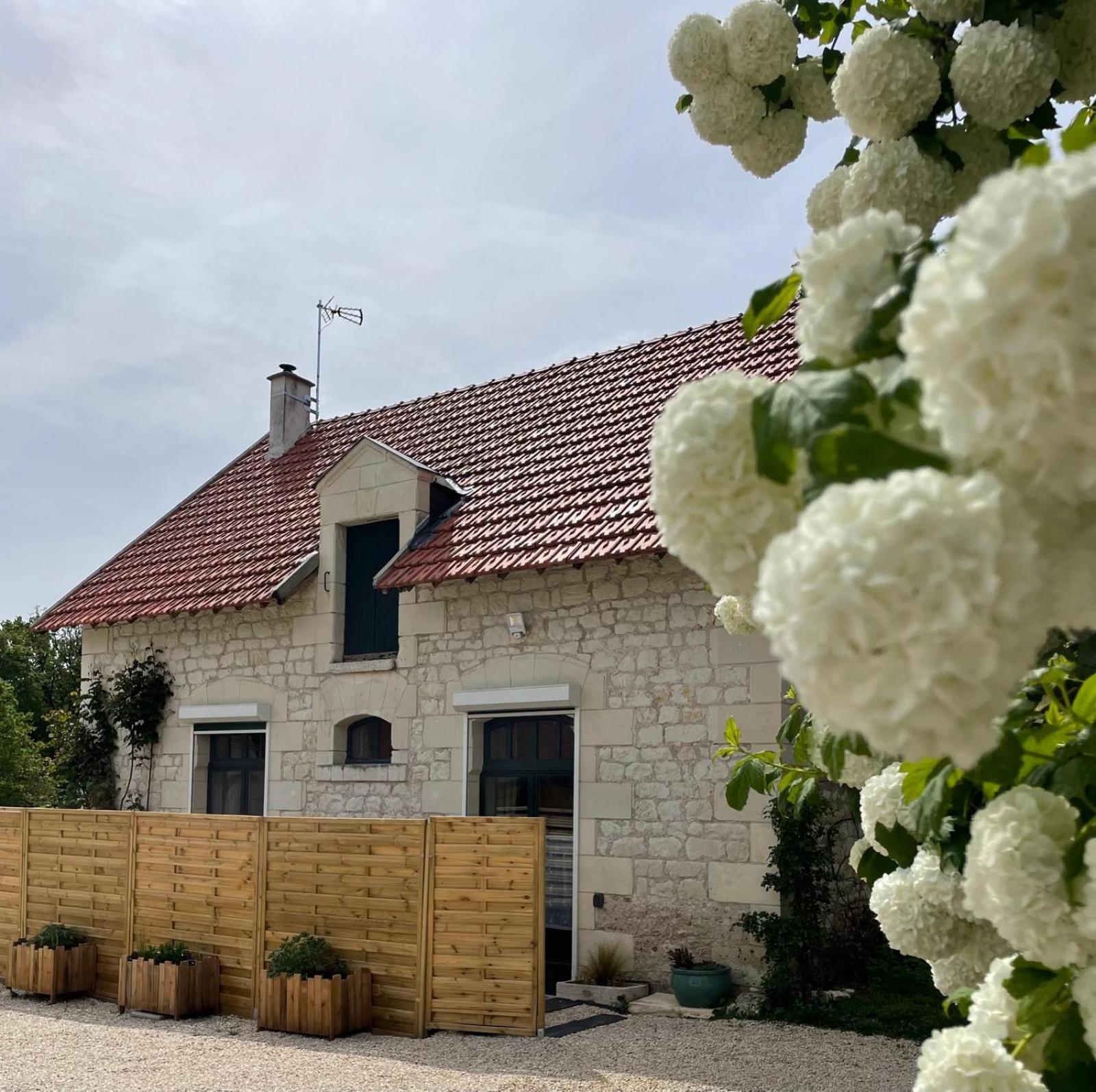 Le Relais, La Dormance, Le Bois Dormant Hotel Châteauvieux Buitenkant foto